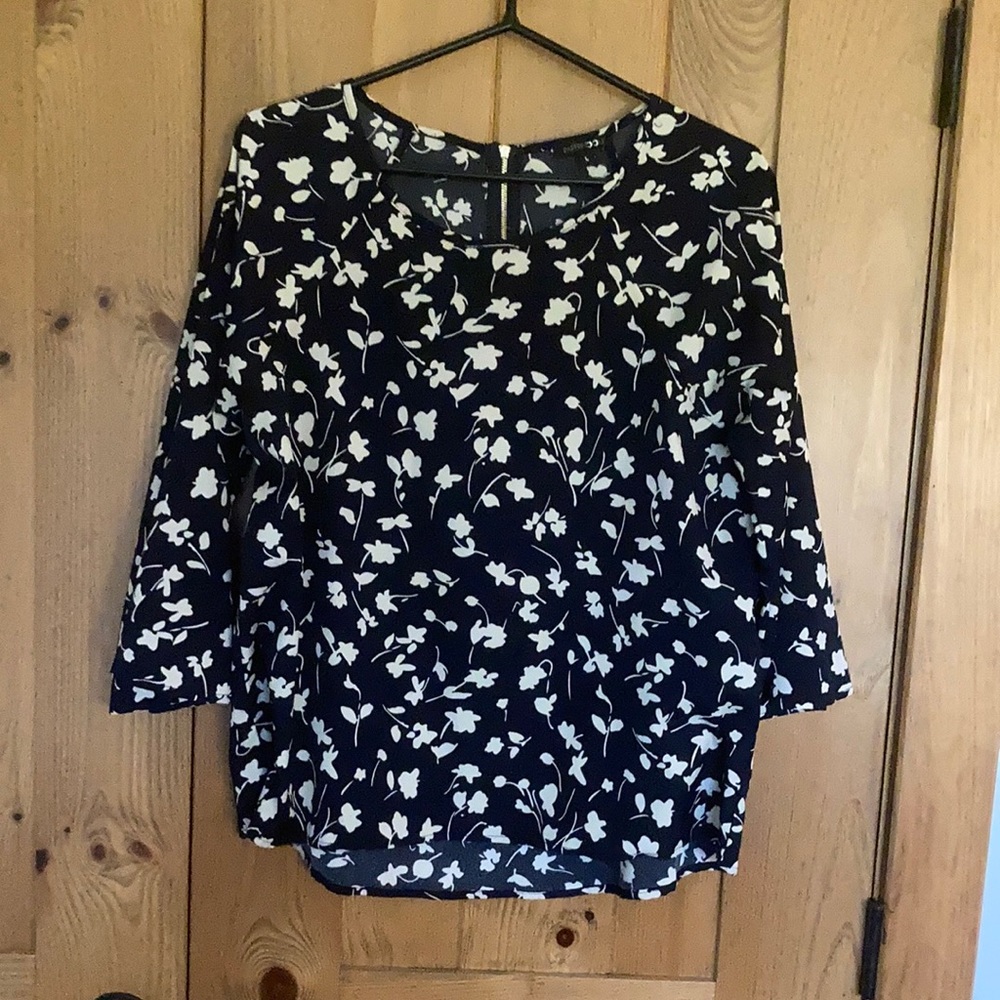 Ladies Crew Neck Blouse